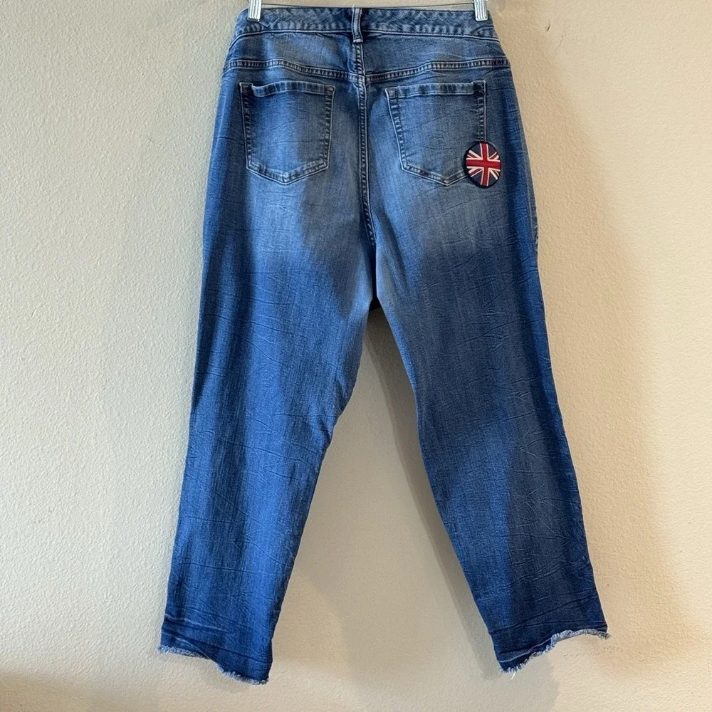 Patch Distressed Cropped Jeans Torrid Size 18 Raw Hem Stretch Denim Blue